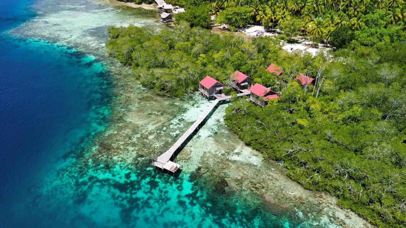 Villa Raja Ampat Blue Sea Besir Exterior foto