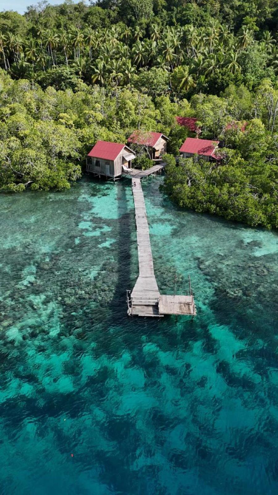 Villa Raja Ampat Blue Sea Besir Exterior foto